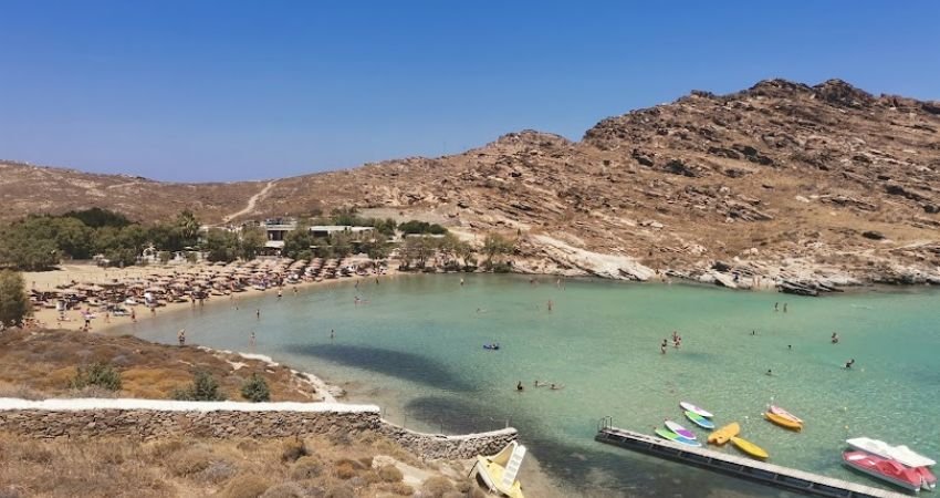 Paros